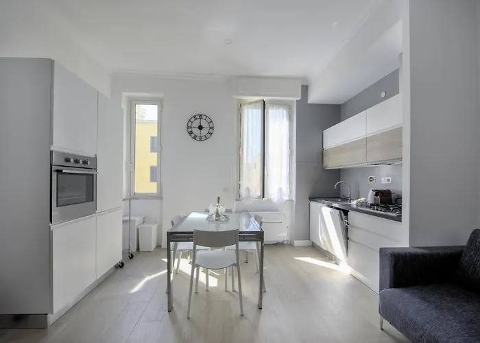 -filip & Maril - Cozy Near The Metro דירה רומא